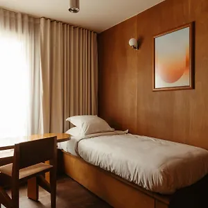 https://edgar-suites-bouchardon.fr-paris.fr